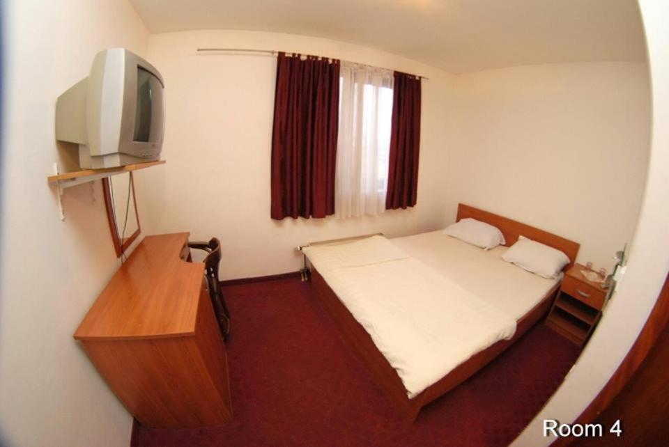 Motel Bella Italia Ilidža Екстериор снимка